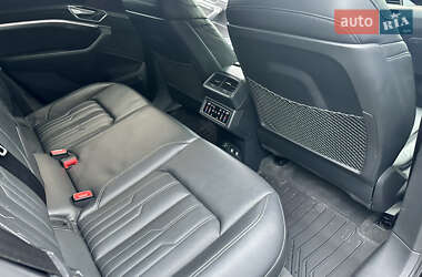 Внедорожник / Кроссовер Audi e-tron 2019 в 