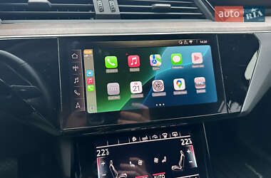 Внедорожник / Кроссовер Audi e-tron 2019 в 