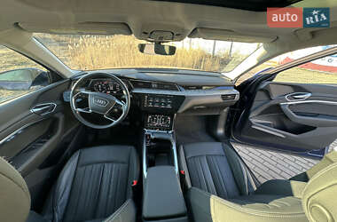 Внедорожник / Кроссовер Audi e-tron 2020 в 