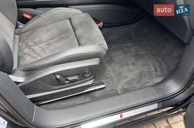 Позашляховик / Кросовер Audi e-tron 2020 в 