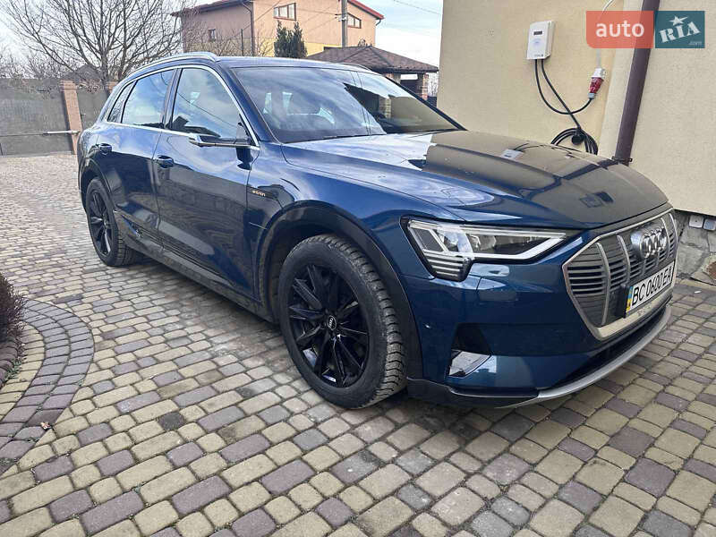 Внедорожник / Кроссовер Audi e-tron 2019 в Львове