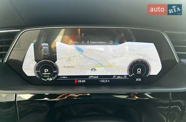 Внедорожник / Кроссовер Audi e-tron 2020 в 