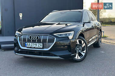 Внедорожник / Кроссовер Audi e-tron 2019 в 
