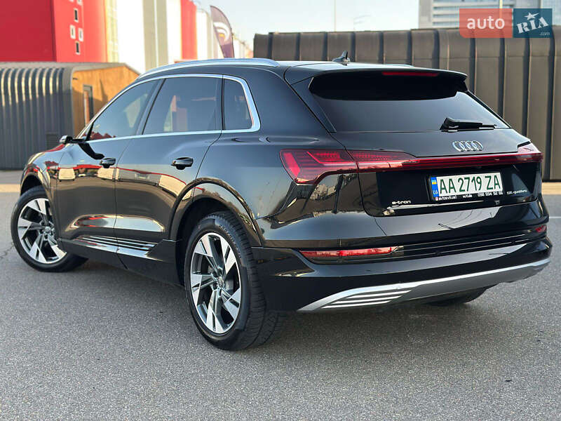 Внедорожник / Кроссовер Audi e-tron 2019 в Киеве