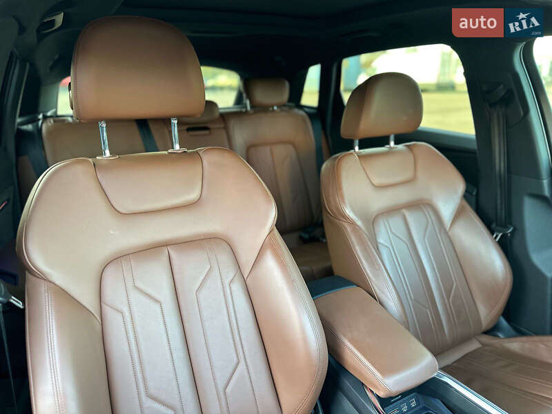 Внедорожник / Кроссовер Audi e-tron 2019 в Киеве