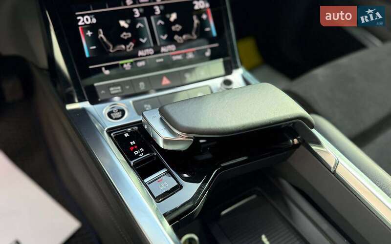 Внедорожник / Кроссовер Audi e-tron 2020 в Черновцах