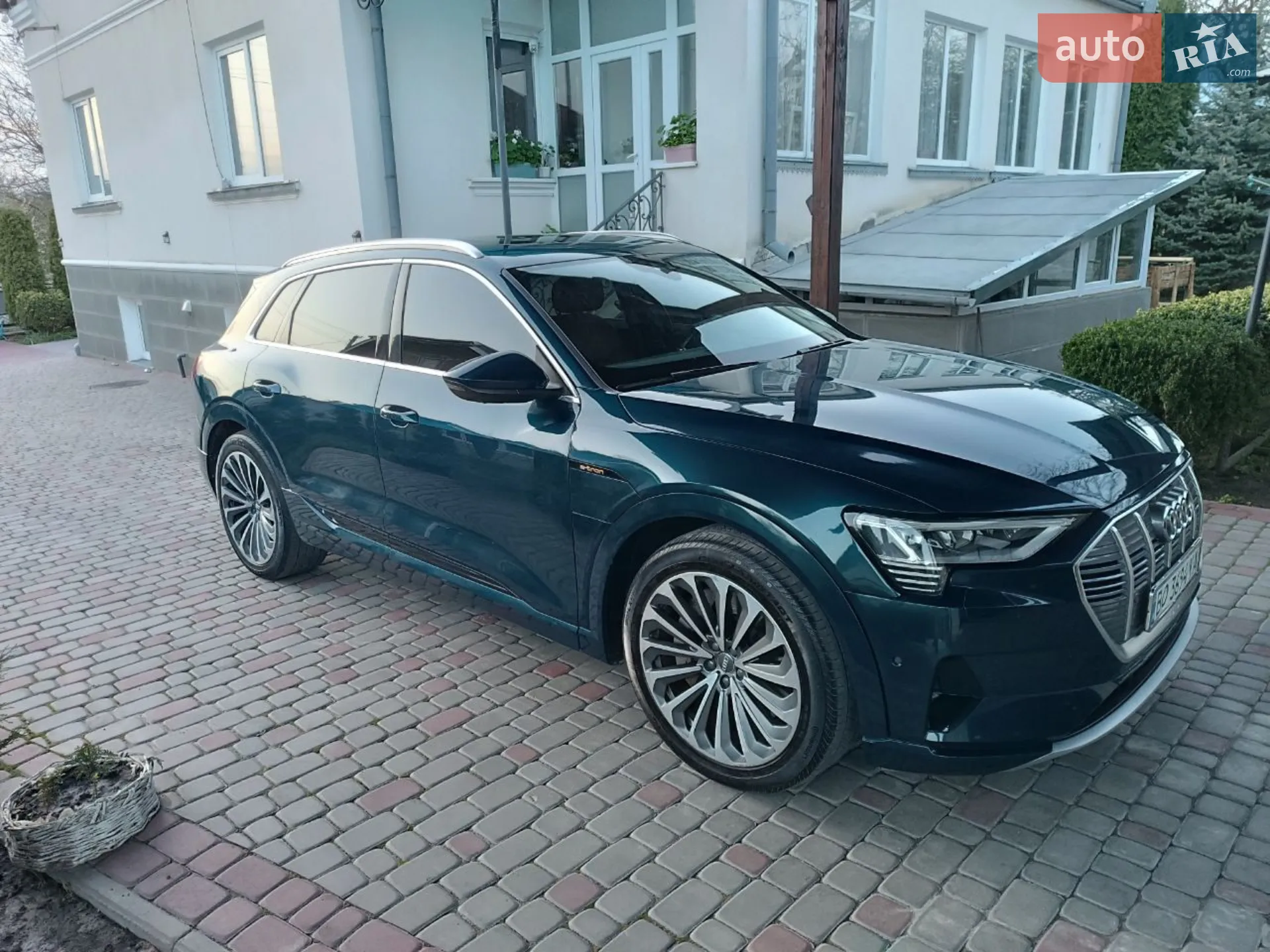 2019 Audi e-tron - мініатюра 7