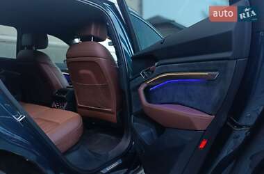 Внедорожник / Кроссовер Audi e-tron 2019 в 
