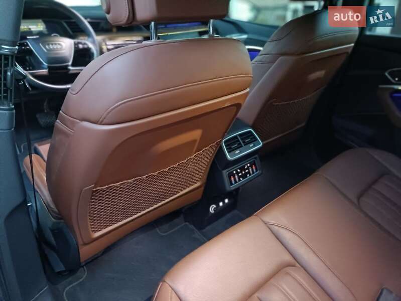 Внедорожник / Кроссовер Audi e-tron 2019 в Тернополе