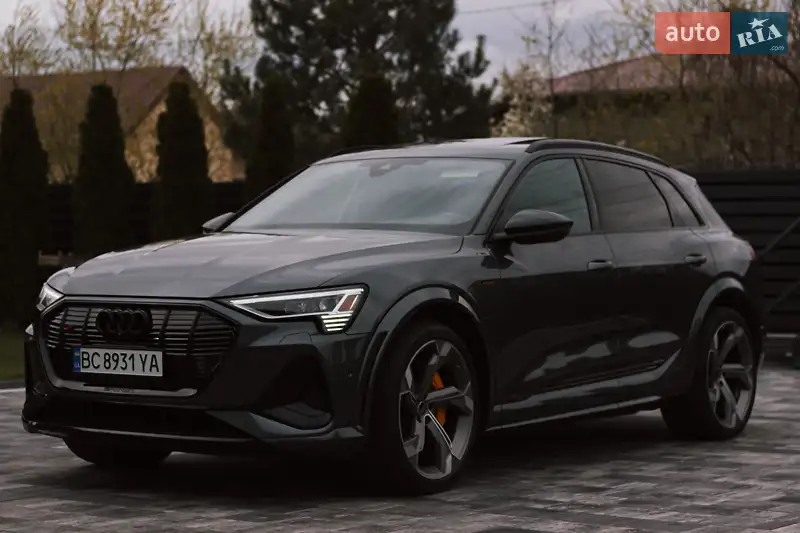 Audi e-tron 2022