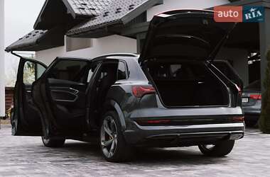 Внедорожник / Кроссовер Audi e-tron 2022 в Львове