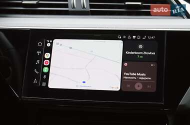 Внедорожник / Кроссовер Audi e-tron 2022 в 