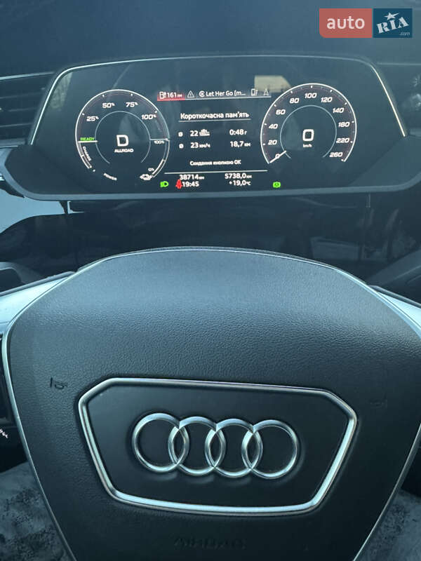 Внедорожник / Кроссовер Audi e-tron 2022 в Переяславе фото 11 Внедорожник / Кроссовер Audi e-tron 2022 в Переяславе