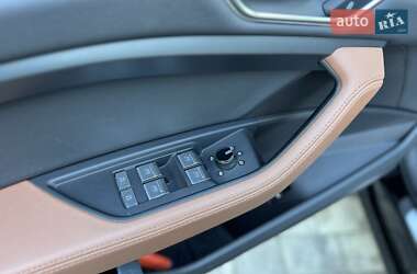 Внедорожник / Кроссовер Audi e-tron 2019 в 