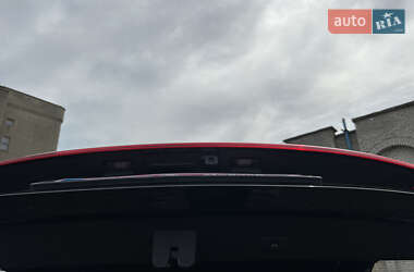 Внедорожник / Кроссовер Audi e-tron 2022 в 
