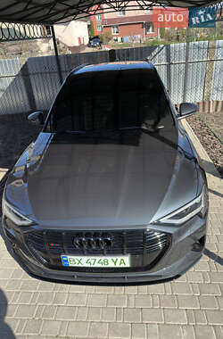 Внедорожник / Кроссовер Audi e-tron 2021 в 