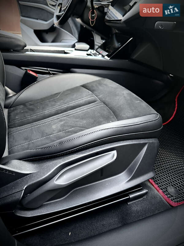 Внедорожник / Кроссовер Audi e-tron 2022 в Кривом Роге