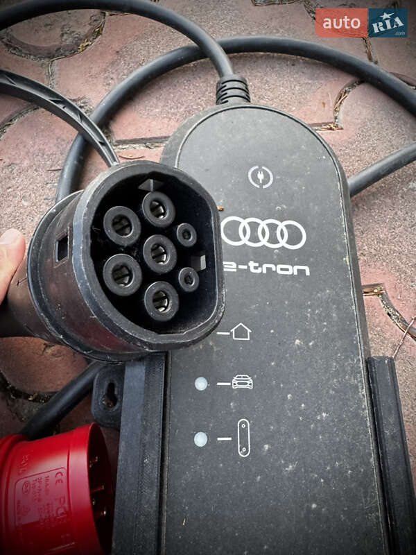 Внедорожник / Кроссовер Audi e-tron 2022 в Кривом Роге