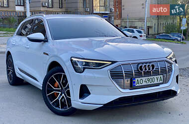 Внедорожник / Кроссовер Audi e-tron 2020 в 