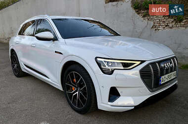 Внедорожник / Кроссовер Audi e-tron 2020 в 