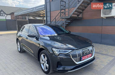 Внедорожник / Кроссовер Audi e-tron 2019 в 