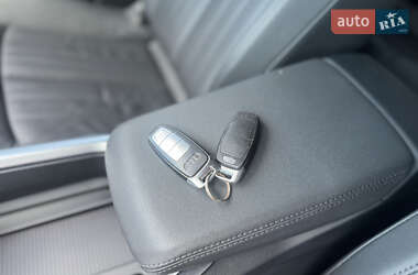 Внедорожник / Кроссовер Audi e-tron 2019 в 