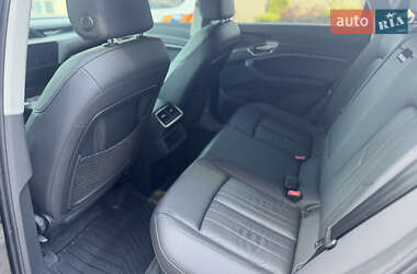 Внедорожник / Кроссовер Audi e-tron 2019 в 