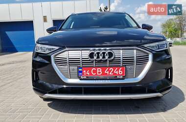 Внедорожник / Кроссовер Audi e-tron 2021 в 