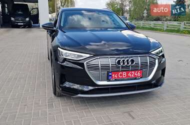 Внедорожник / Кроссовер Audi e-tron 2021 в 