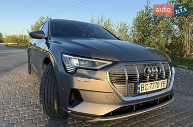Внедорожник / Кроссовер Audi e-tron 2019 в 