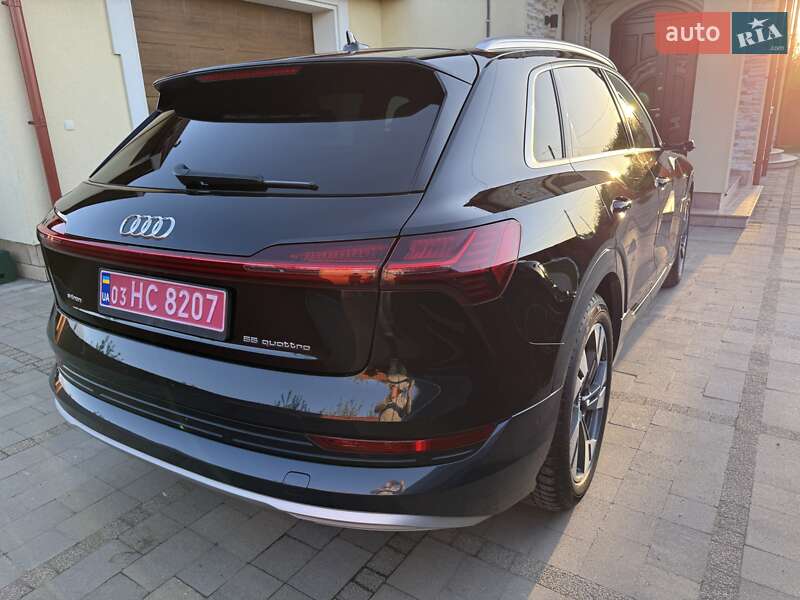 Позашляховик / Кросовер Audi e-tron 2019 в Коломиї