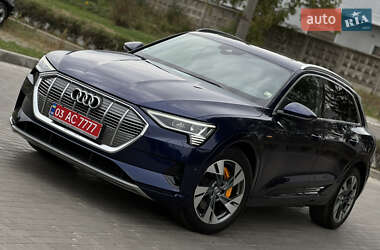 Внедорожник / Кроссовер Audi e-tron 2020 в 