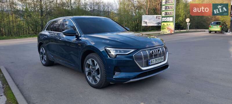 Внедорожник / Кроссовер Audi e-tron 2019 в Тячеве