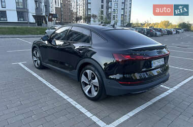 Позашляховик / Кросовер Audi e-tron 2020 в 