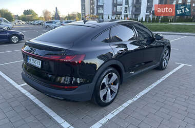 Позашляховик / Кросовер Audi e-tron 2020 в 