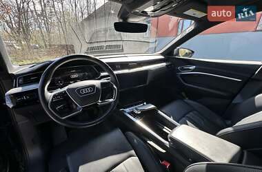 Внедорожник / Кроссовер Audi e-tron 2019 в 