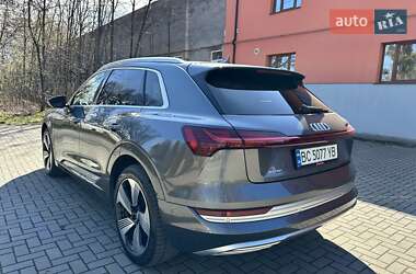 Внедорожник / Кроссовер Audi e-tron 2019 в 
