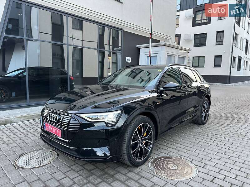 Позашляховик / Кросовер Audi e-tron 2020 в Києві