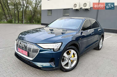 Внедорожник / Кроссовер Audi e-tron 2022 в Хмельницком