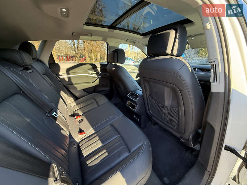 Внедорожник / Кроссовер Audi e-tron 2019 в Кривом Роге