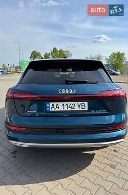 Внедорожник / Кроссовер Audi e-tron 2019 в 
