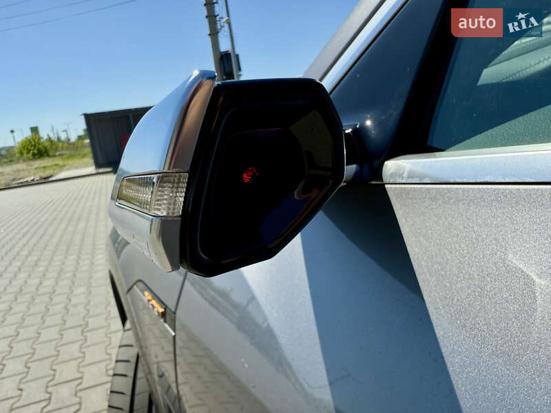 Внедорожник / Кроссовер Audi e-tron 2020 в Днепре