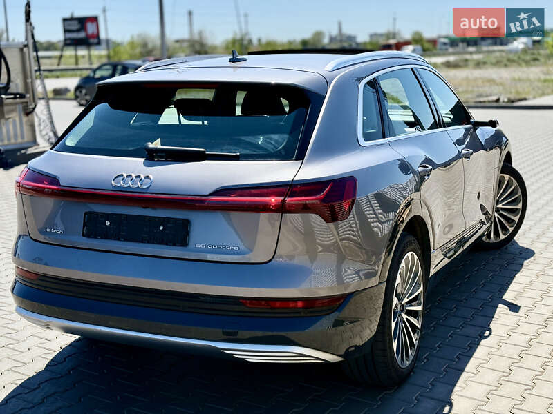 Внедорожник / Кроссовер Audi e-tron 2020 в Днепре