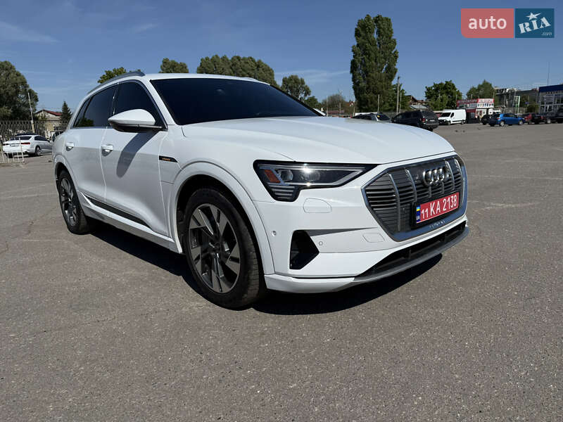 Позашляховик / Кросовер Audi e-tron 2021 в Харкові