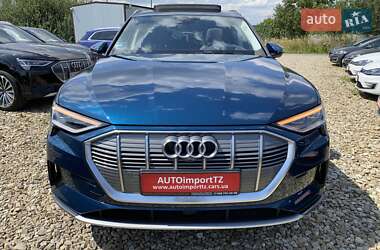Позашляховик / Кросовер Audi e-tron 2019 в 