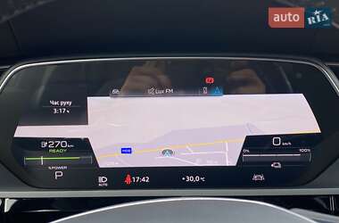 Позашляховик / Кросовер Audi e-tron 2019 в 