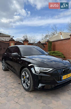 Внедорожник / Кроссовер Audi e-tron 2020 в Виннице