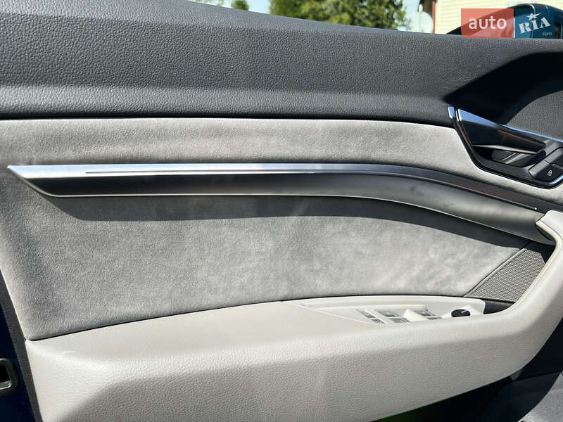 Внедорожник / Кроссовер Audi e-tron 2018 в Хмельницком фото 10 Внедорожник / Кроссовер Audi e-tron 2018 в Хмельницком