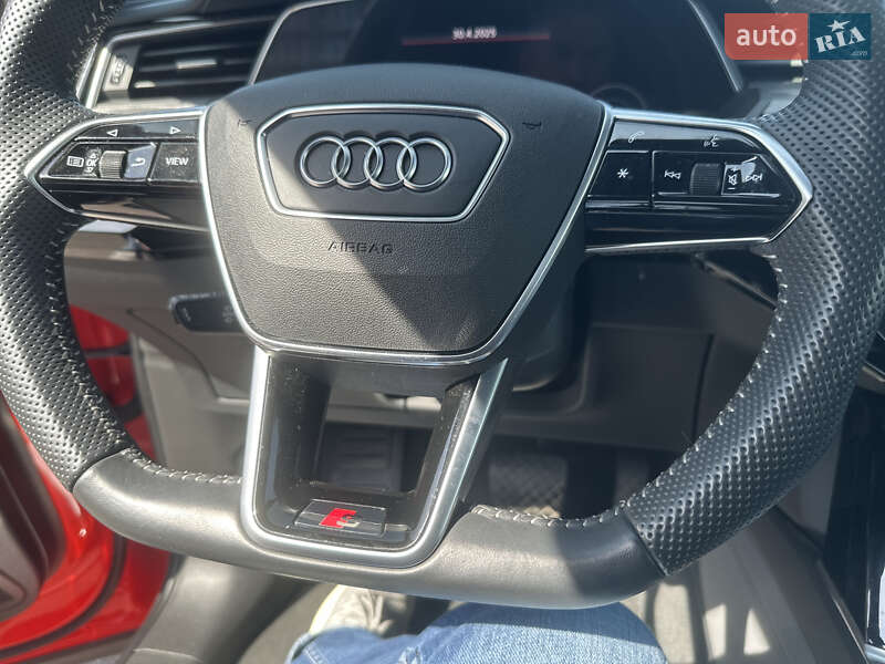 Внедорожник / Кроссовер Audi e-tron 2020 в Киеве