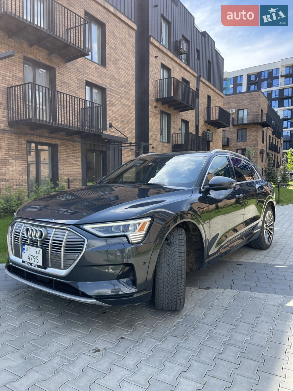 2019 Audi e-tron - мініатюра 28
